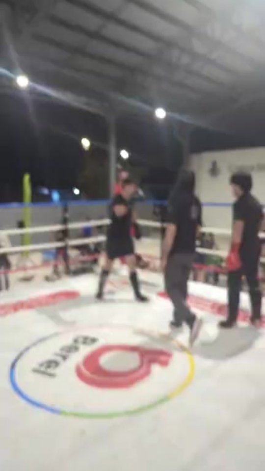 Vean la transmisión en vivo en https://www.facebook.com/share/v/1GmycxgXf4/